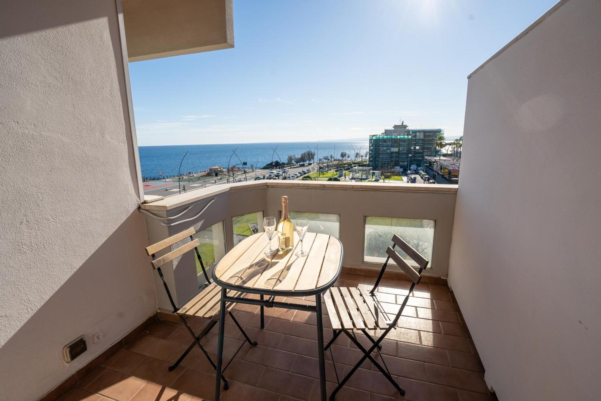 Perla Marina Sea View Apartment Catane Extérieur photo